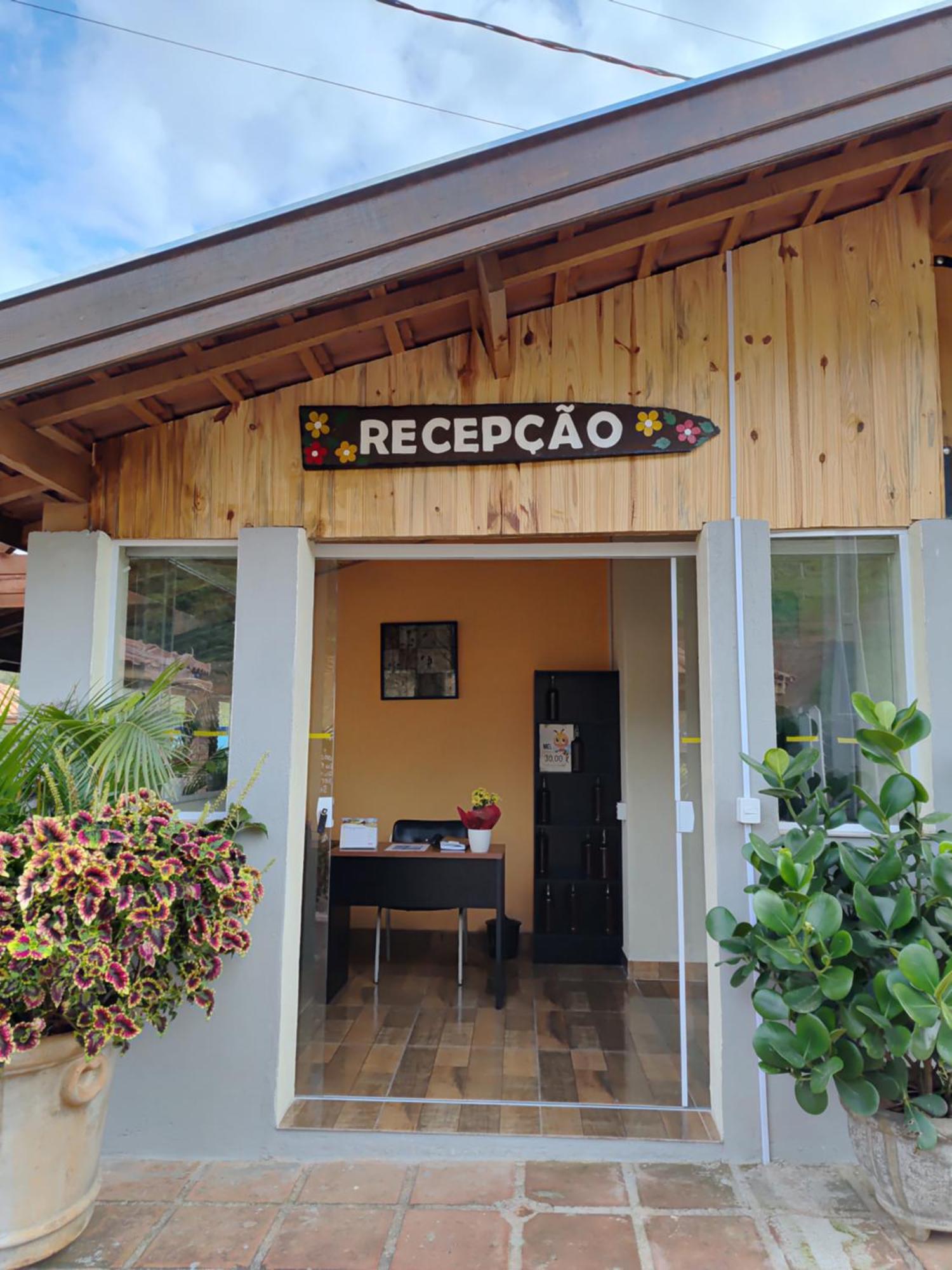 Pousada Irmaos Oliveira Lindóia المظهر الخارجي الصورة